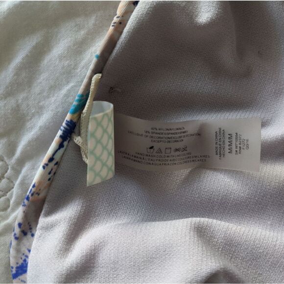 Raisins Beige Sea Shell Print Triangle Bikini Set - Picture 4 of 12